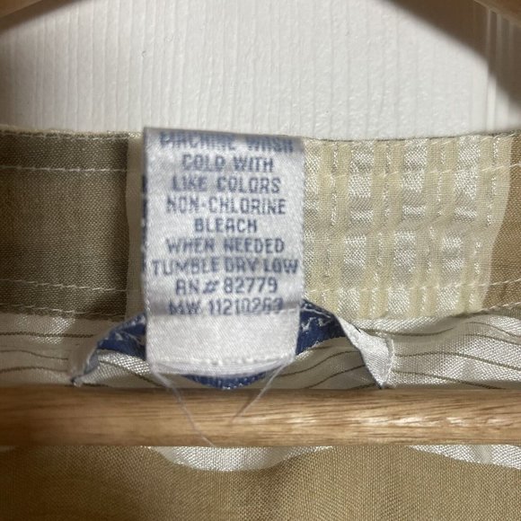 Maggie & Max 2x Button Down Blouse - Picture 7 of 7